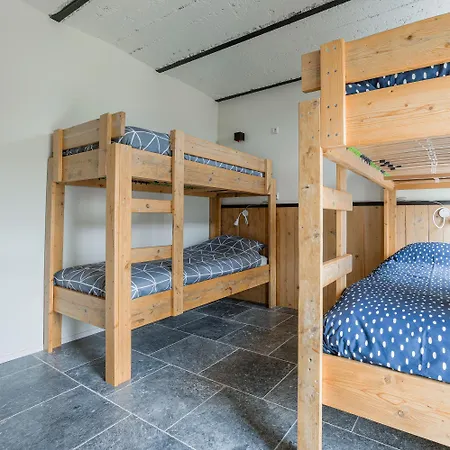 West 26 12 Personen *