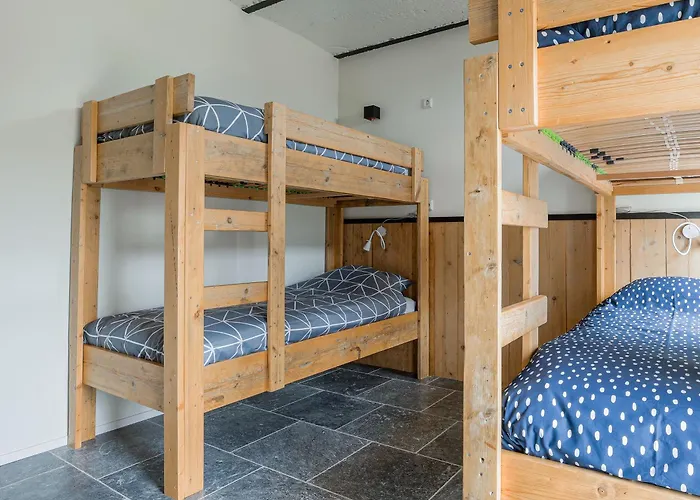 West 26 12 Personen *